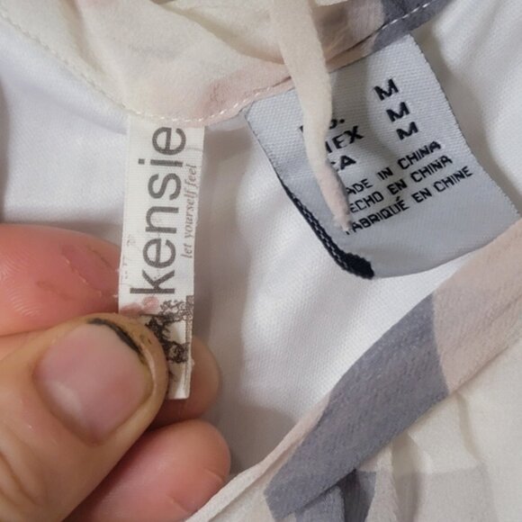 Kensie Flowy Lined Tunic - Picture 2 of 6